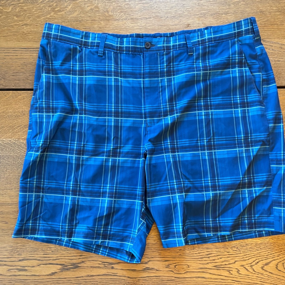 Jack Nicholas Shorts Size 42 Inseam 9